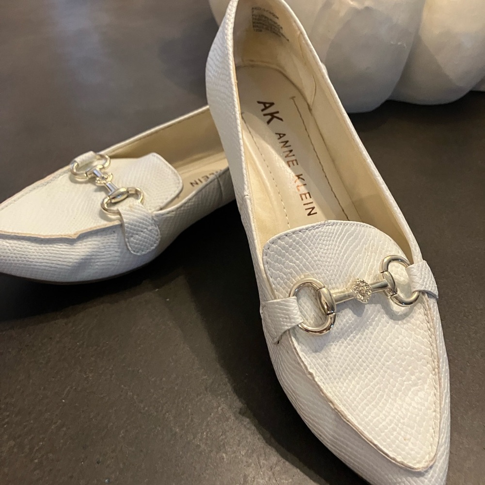 Anne Klein leather loafers/flats